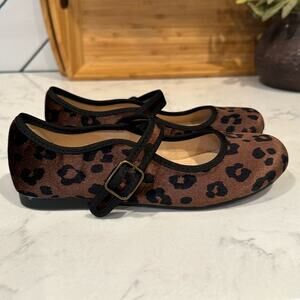 Old Navy leopard Velvet Ballet Flat Shoes classic Mary Jane chic size 2